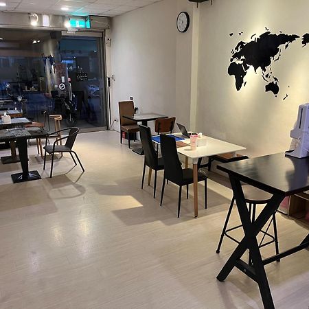 Little House Hostel Chiayi Exterior foto